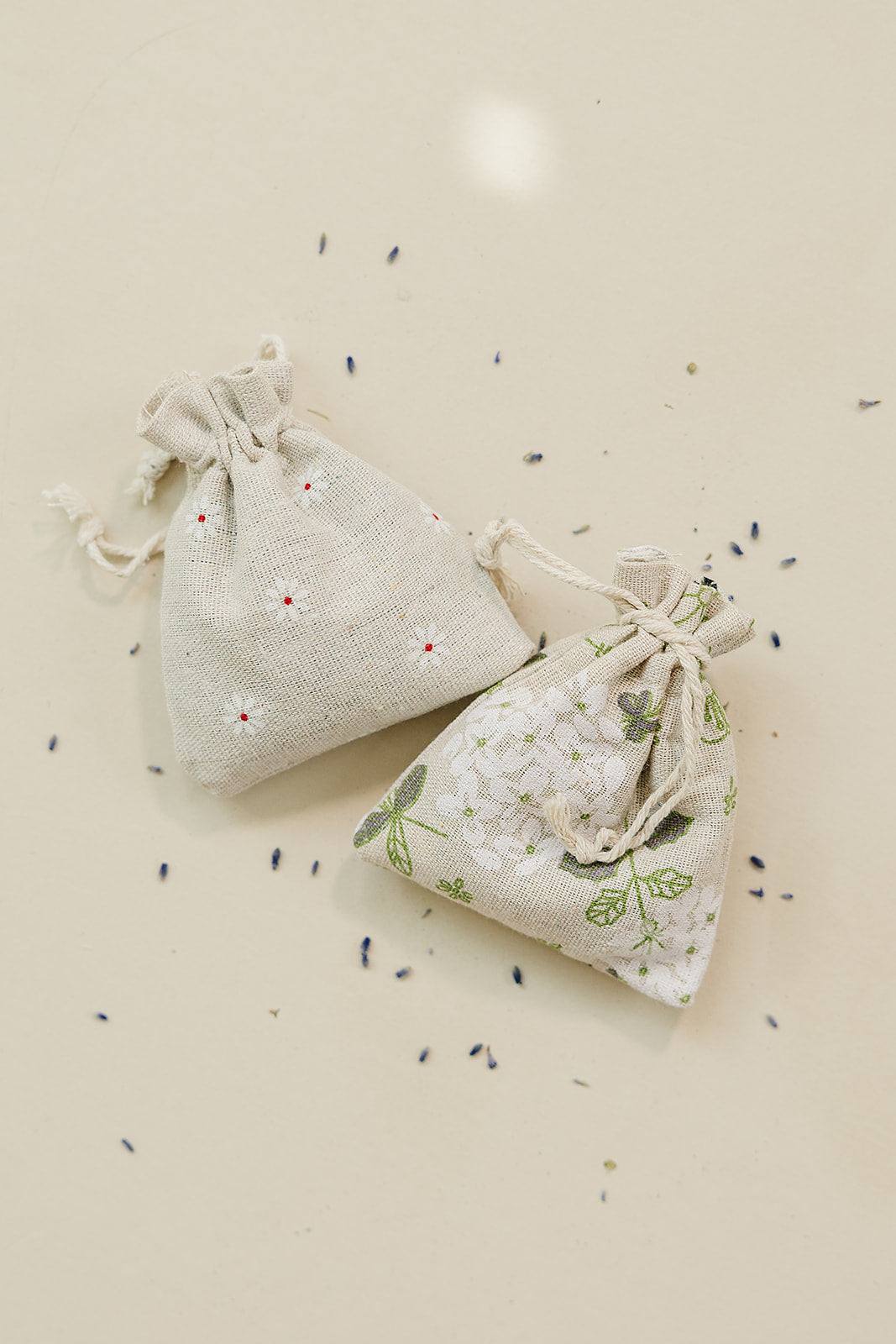 Daisy Print Lavender Sachet