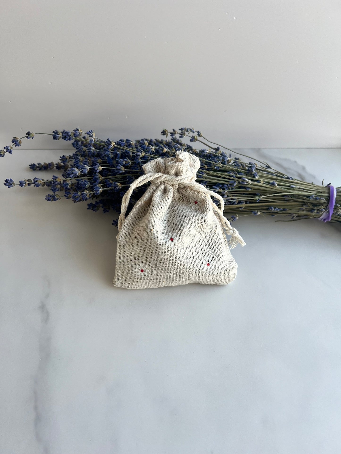 Daisy Print Lavender Sachet